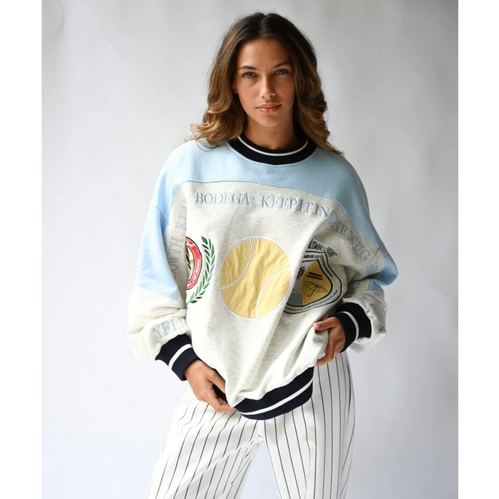 YELLOW THE LABEL SMALL KEEP IT IN THE NEIGHBORHOOD SWEATSHIRT